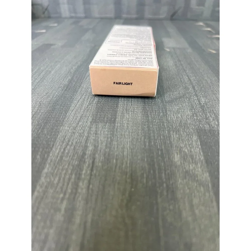 Smashbox Halo Tinted Moisturizer SPF 25 – 1.4 oz NIB (Multiple Shades Available)